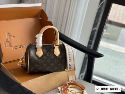 Louis Vuitton 20 Speedy Shoulder Bag Shoulder Bag Handbag